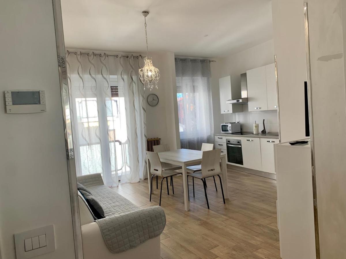 Maison Sophie Arona Bagian luar foto
