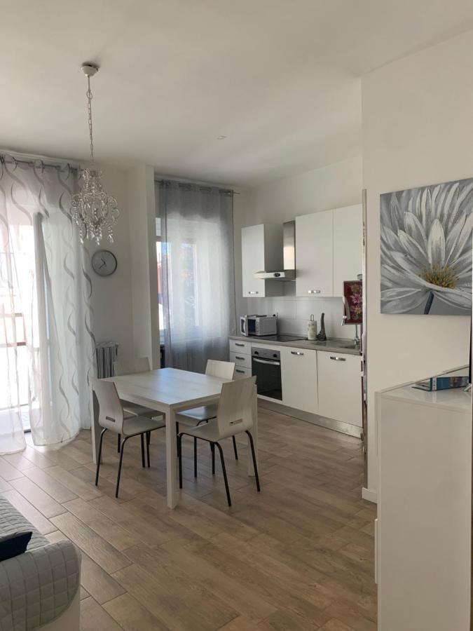 Maison Sophie Arona Bagian luar foto